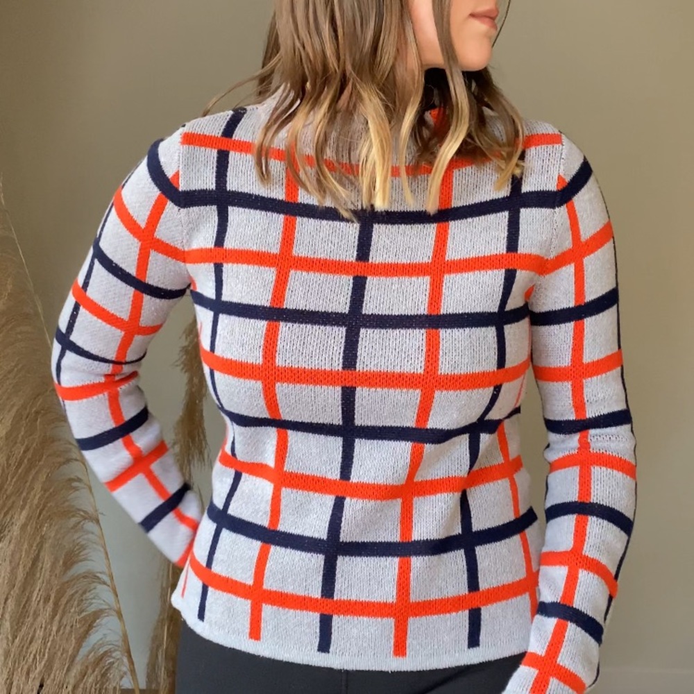 Women’s medium sweater - old navy